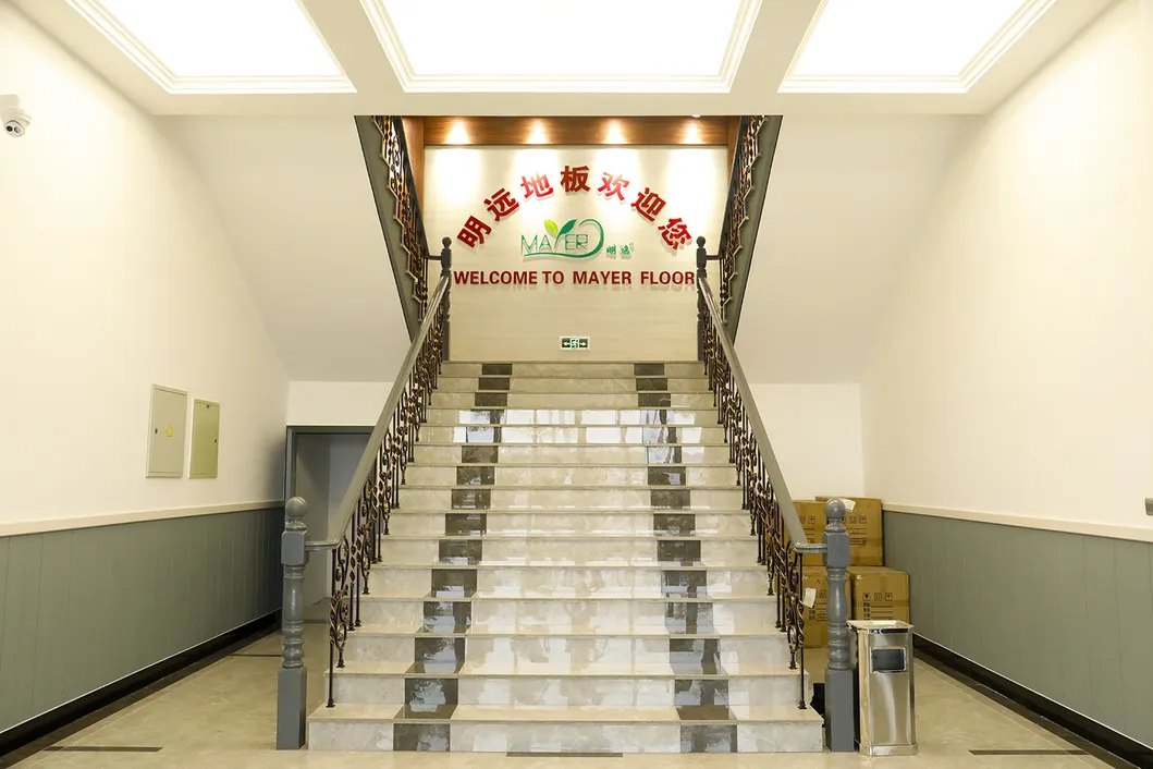 2019 Hot Sale Vinyl Floor Click Spc Flooring with Quality Assurance