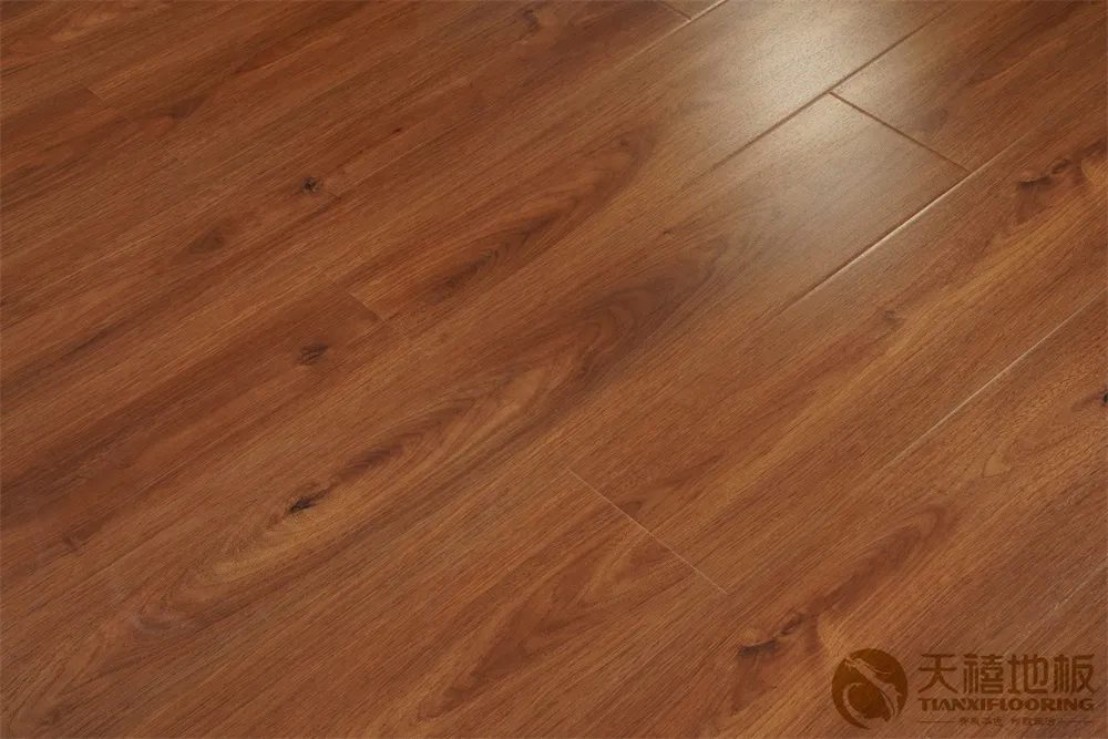 8mm HDF 3000 Roll V Groove Laminated Floor Parquet