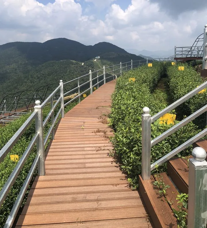 Big Wave Cherry Color Outdoor Decking Used for The Hotel Balcony