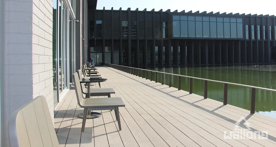 Brand and Safety Waterproof Contruction WPC Decking for Sale