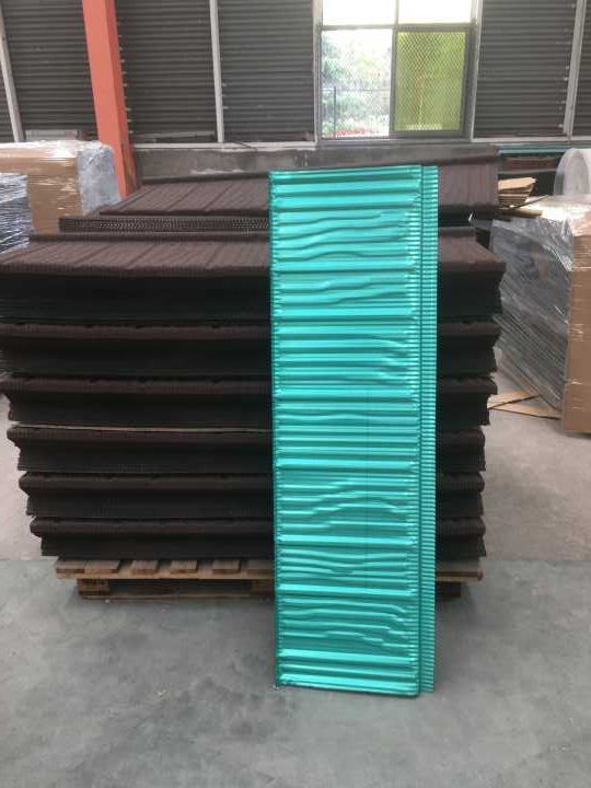 China Colorful Stone Coated Steel Roofing Tile manufacture