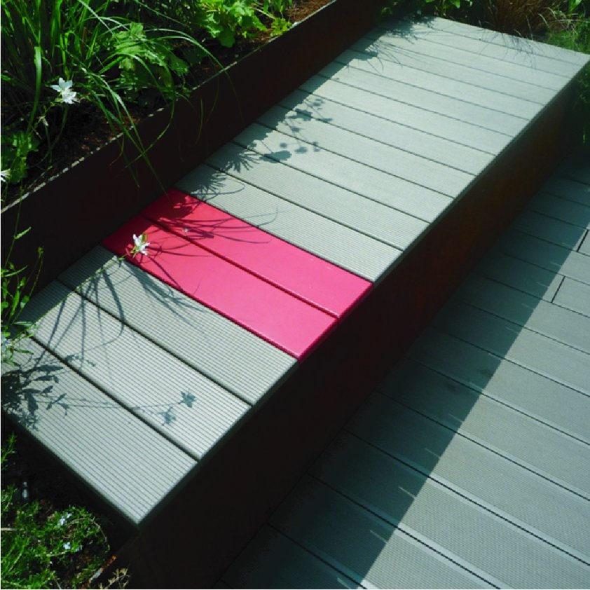 EU-Welcomed M-Shape Easy to Install Better Ventilate Drainage WPC Flooring Decking