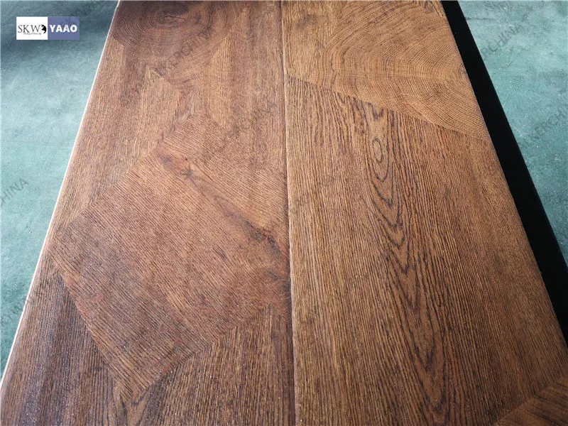 Firephoof Eco-Friendly Wood Floor Tiles Laminated Flooring 12mm Click Flooring