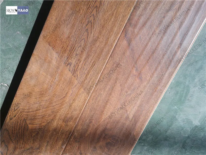 Firephoof Eco-Friendly Wood Floor Tiles Laminated Flooring 12mm Click Flooring