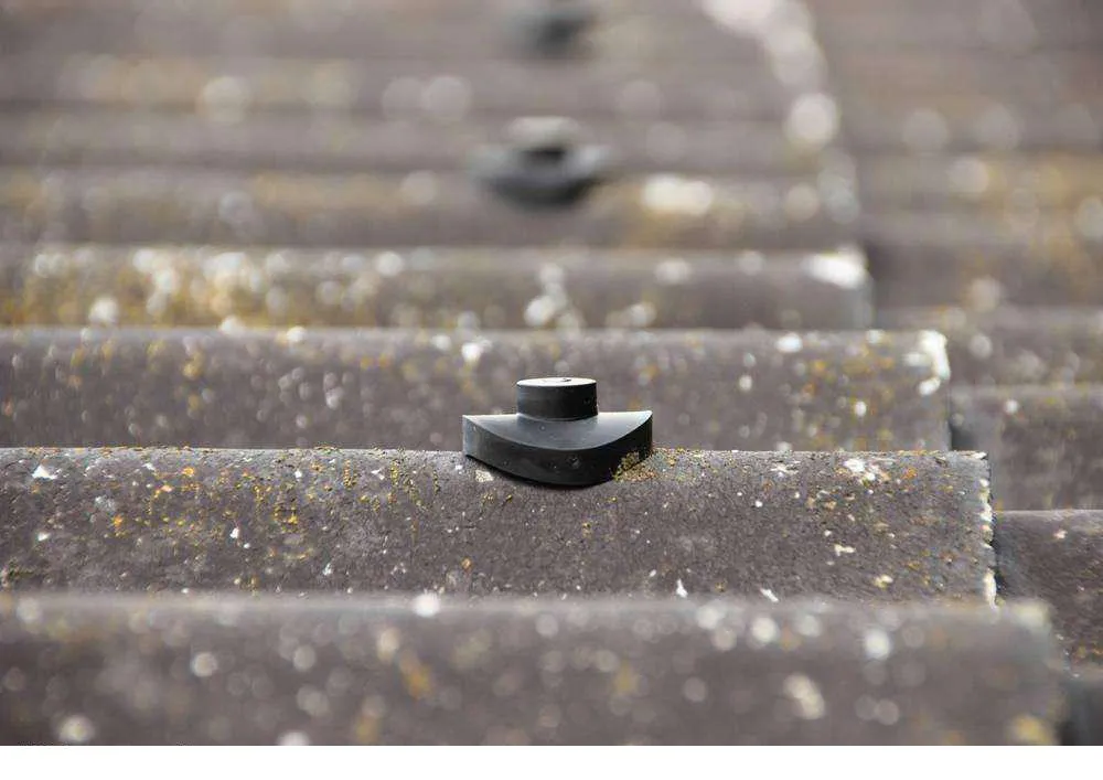 Malaysia Roofing Material Asphalt Roof Shingles for House Renovation