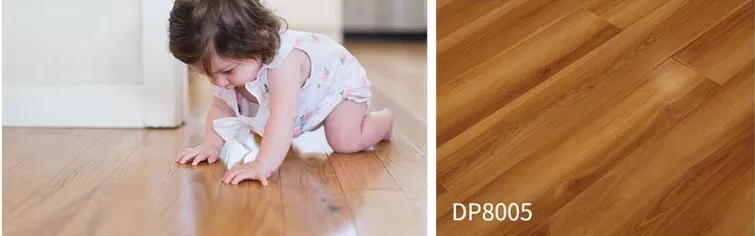 Wear-Resisitng Bedchamber Timber Floor Embossed Laminated Flooring
