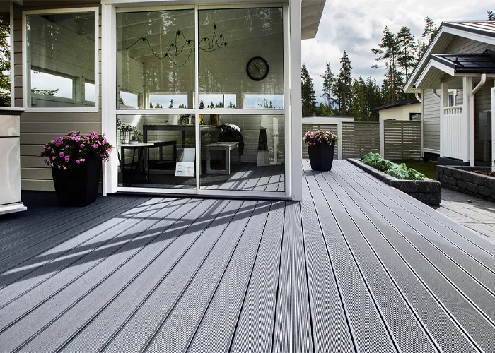 Weather-Shrugging Long-Lasting Easy-to-Care Alfresco WPC Composite Flooring